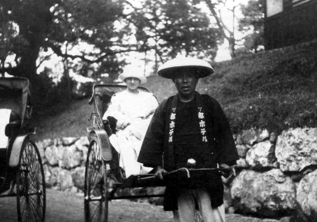 1921 - Anna à Canton